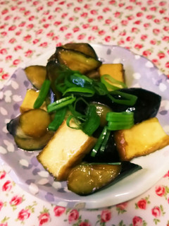 少ない材料で簡単!茄子と厚揚げの甘辛炒め-レシピのメイン写真