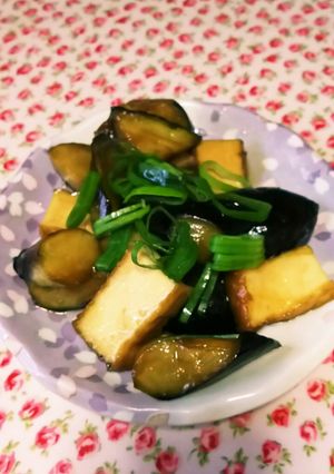 少ない材料で簡単！茄子と厚揚げの甘辛炒め-レシピのメイン写真