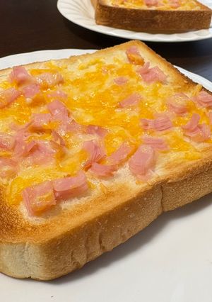 食べやすさ抜群！ハムチーズトースト-レシピのメイン写真