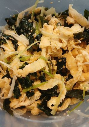 油揚げとネギとワカメの味噌ごま油和え-レシピのメイン写真