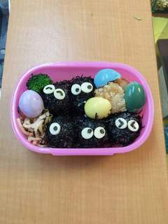 簡単 まっくろくろすけ♪ キャラ弁-レシピのメイン写真