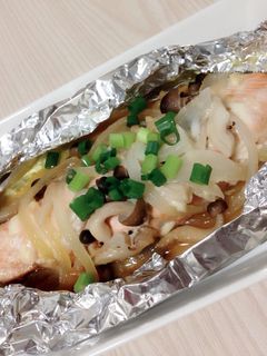 フライパンで鮭のホイル焼き○×△-レシピのメイン写真