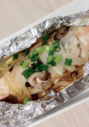 フライパンで鮭のホイル焼き○×△-レシピのメイン写真