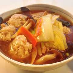 รูปของ 鶏団子と白菜のトロ煮♪
