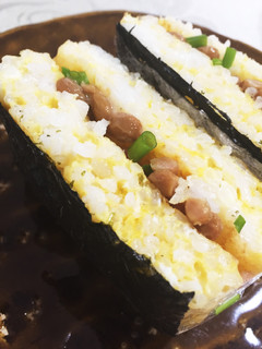 納豆焼きTKGおにぎらず-レシピのメイン写真