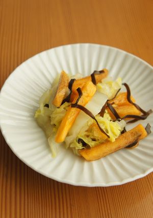 柿と白菜の塩昆布あえ-レシピのメイン写真