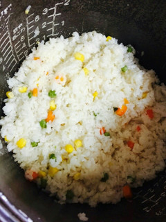 炊飯器でピラフ-レシピのメイン写真