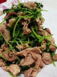 風邪予防★簡単★豆苗と豚肉炒め-レシピのメイン写真