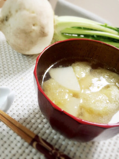 冬❊聖護院大根と松山揚げの味噌汁-レシピのメイン写真