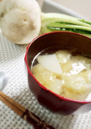 冬❊聖護院大根と松山揚げの味噌汁-レシピのメイン写真