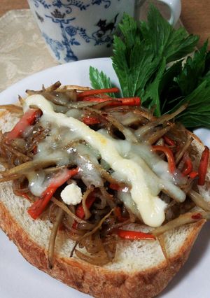 簡単お惣菜パン風　キンピラトースト-レシピのメイン写真