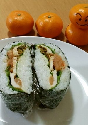 はかた地どりと辛子明太子のおにぎらず-レシピのメイン写真