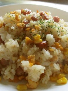 たっぷりウインナーのコンソメバター炒飯-レシピのメイン写真