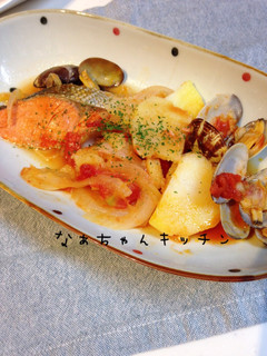 味付け不要〜鮭とアサリのアクアパッツァ-レシピのメイン写真