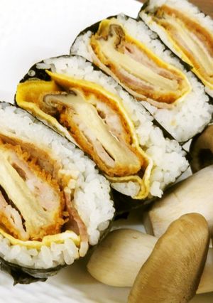 大黒本しめじのトントン巻きおにぎらず-レシピのメイン写真