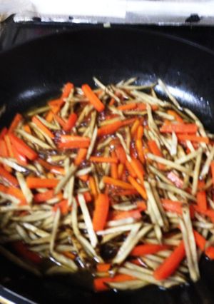 キンピラゴボウ-レシピのメイン写真