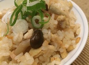 鶏・しめじ・ごぼう・人参 炊き込み御飯-レシピのメイン写真