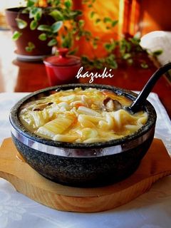 鍋の残り野菜とお肉であつあつ酸辣湯うどん-レシピのメイン写真