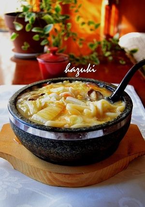 鍋の残り野菜とお肉であつあつ酸辣湯うどん-レシピのメイン写真