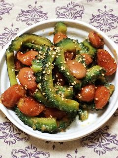 ゴーヤとウインナーの味噌炒め-レシピのメイン写真