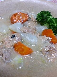 鮭の水煮缶とシチューの素で作るクリーム煮-レシピのメイン写真