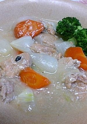 鮭の水煮缶とシチューの素で作るクリーム煮-レシピのメイン写真