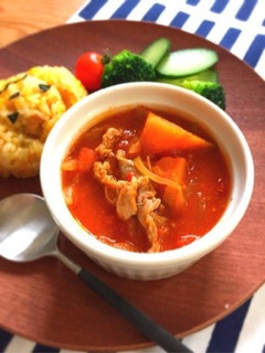 かぼちゃと豚肉のトマトクリームシチュー-レシピのメイン写真