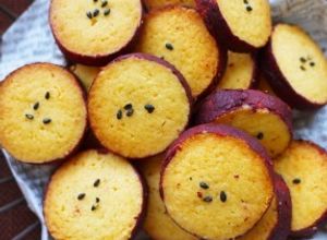 ほくっ、さくっ♪黒ごまおさつクッキー-レシピのメイン写真