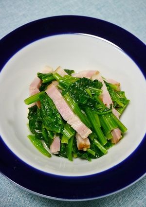 レンジで簡単！ベーコンほうれん草-レシピのメイン写真