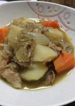簡単豚肉でお出汁のきいたあっさり肉じゃが-レシピのメイン写真