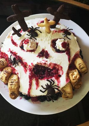 ハロウィンに簡単ゾンビレアチーズケーキ-レシピのメイン写真