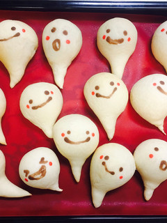 ハロウィンに♪おばけパン♪-レシピのメイン写真