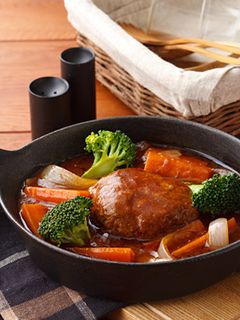 お野菜たっぷりデミグラスソースハンバーグ-レシピのメイン写真
