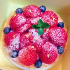 รูปของ いちごのチーズケーキタルト
