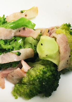 レンジでチンのベーコン＆ブロッコリー-レシピのメイン写真