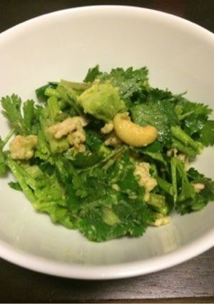 パクチーとアボカドのうまうまサラダ-レシピのメイン写真