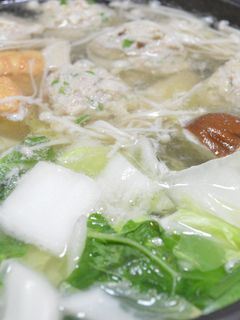 豚ひき肉の鍋用肉団子-レシピのメイン写真