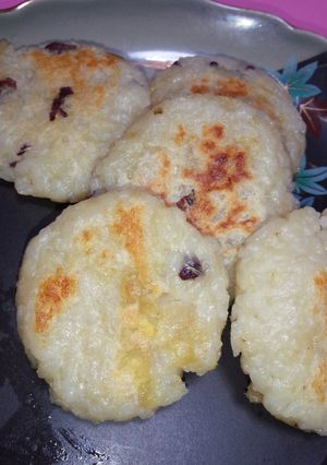 子供にも人気　薩摩芋ご飯リメイク　おやき-レシピのメイン写真