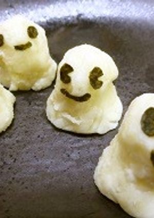 マッシュポテトでかわいいゴースト♪-レシピのメイン写真
