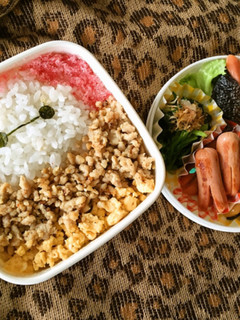 余ったそぼろで簡単キャラ弁♡ベイマックス-レシピのメイン写真