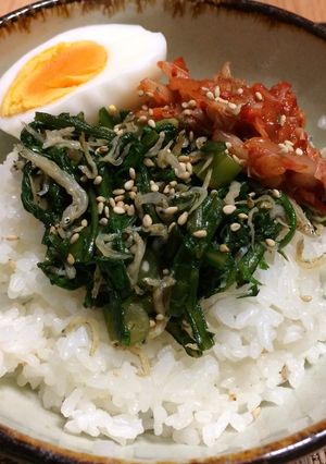 ワインによく合う春菊とじゃこのビビンバ♪-レシピのメイン写真