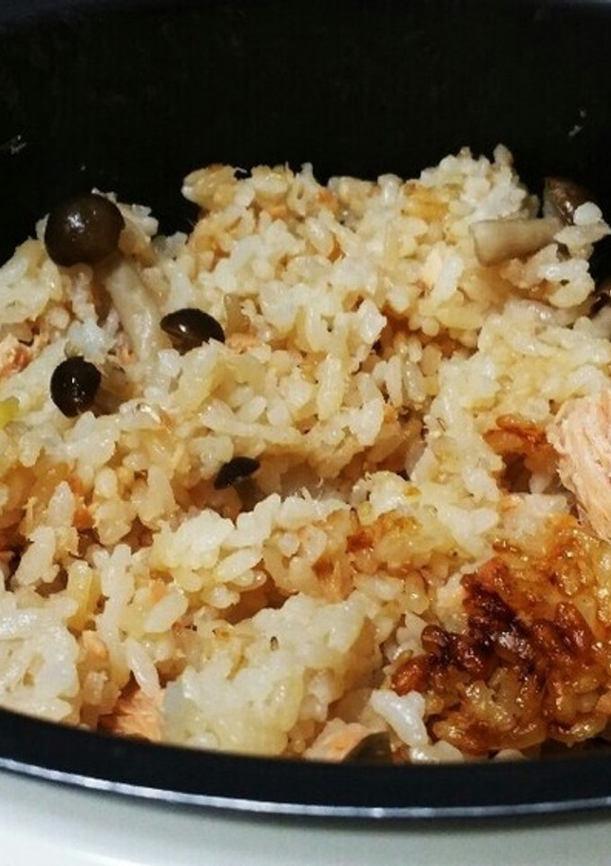 鮭としめじの炊き込みご飯-レシピのメイン写真