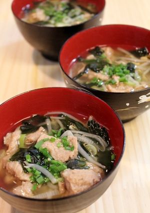 朝から元気に♪大豆のお肉フィレdeみそ汁-レシピのメイン写真