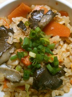 霜降りひらたけと ツナの炊き込みご飯♪-レシピのメイン写真