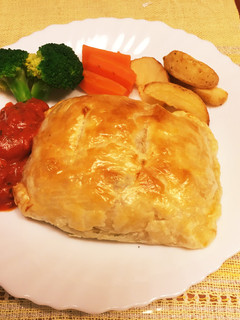 クリスマスに!鶏肉のクリームパイ包み焼き-レシピのメイン写真