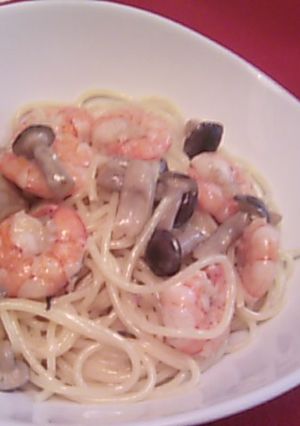 えびとしめじのクリームパスタ-レシピのメイン写真