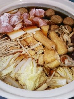 出汁の材料2つ☆美味し~♡鶏鍋(鴨鍋風)-レシピのメイン写真