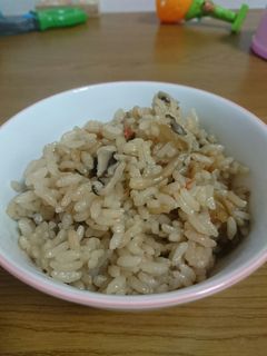 子供も大好き!!炊き込みご飯-レシピのメイン写真