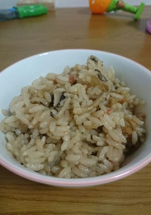 子供も大好き！！炊き込みご飯-レシピのメイン写真