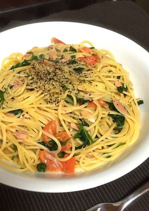 ツナとトマトとパセリのパスタ-レシピのメイン写真